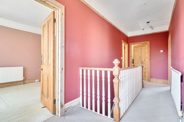 2 Acacia House, Midhurst photo 4