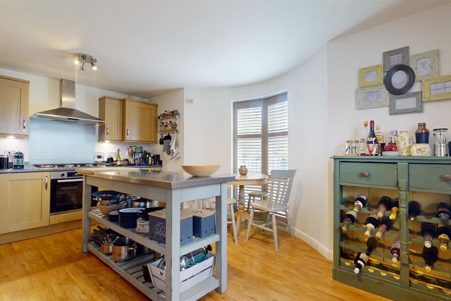 21, Gloucester Gate, Milton Keynes photo 4
