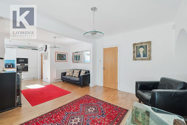 186 Stoneleigh Park Road, Epsom photo 4