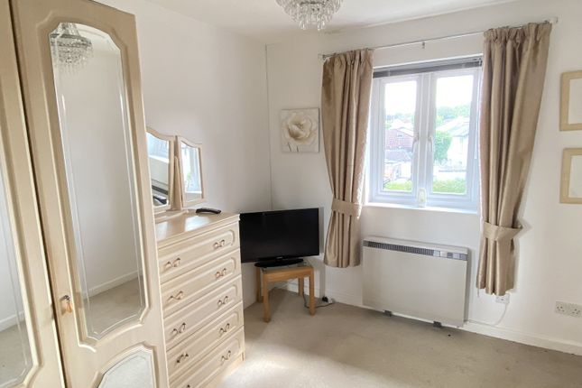 26 Dunster Court, Woodborough Road, Winscombe photo 5