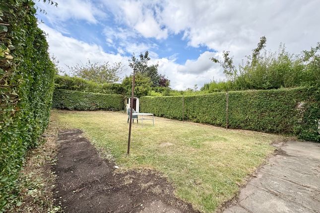 31 Middleton Boulevard, Nottingham photo 4