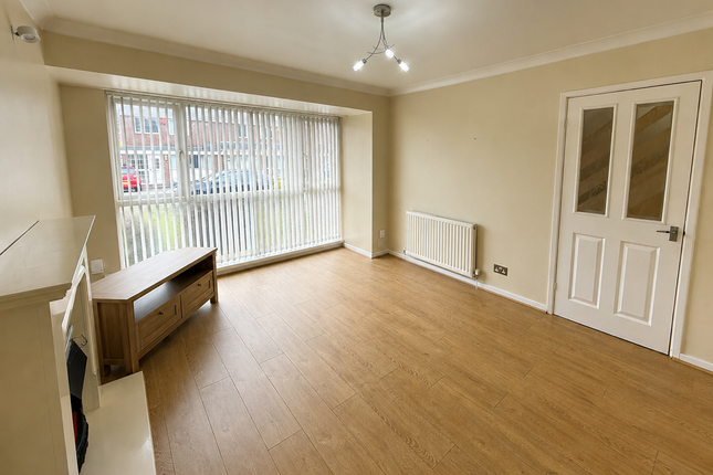 15, Newcastle upon Tyne photo 2