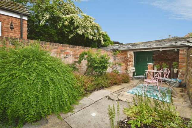 15, Church Lane, Lincoln photo 2