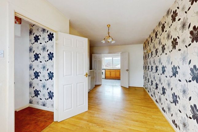 8B, The Gills, Otley photo 3