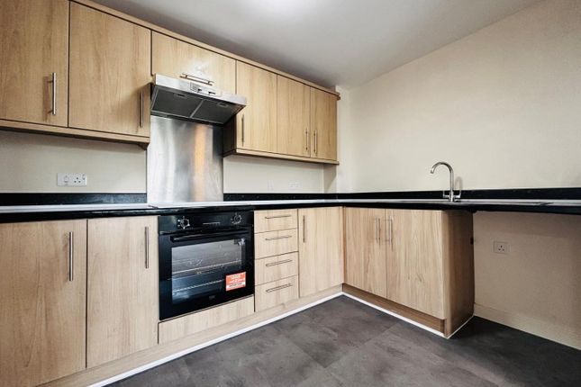 68, Alexander Square, Eastleigh photo 4