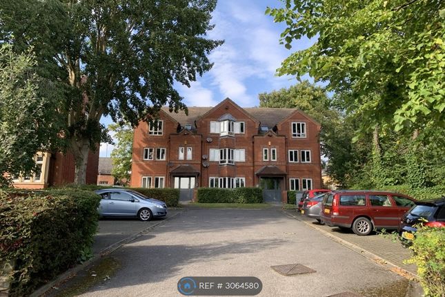 Flat, Broomfield Lodge Broomfield Crescent, Leeds photo 3