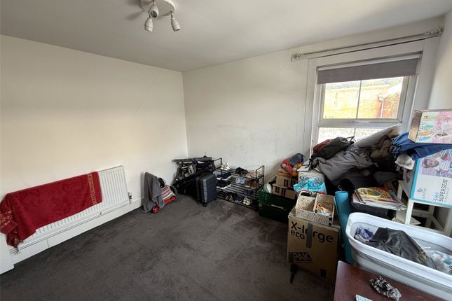 507, London Road, Buckinghamshire photo 3