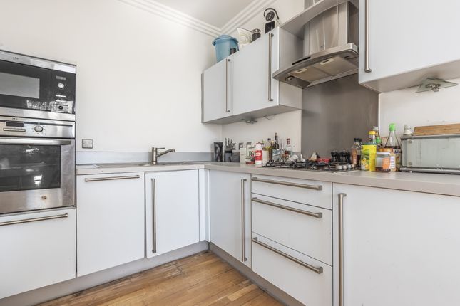 5, 240b, Amhurst Road, London photo 4