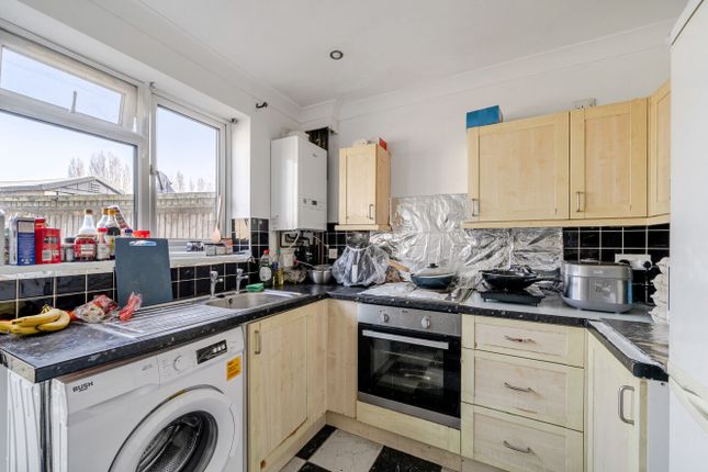 3, Langhorn Road, Southampton photo 3
