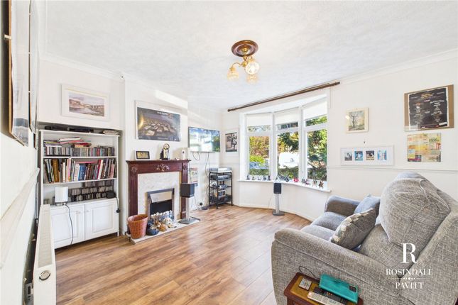 143 Winchcombe Road, Carshalton photo 2