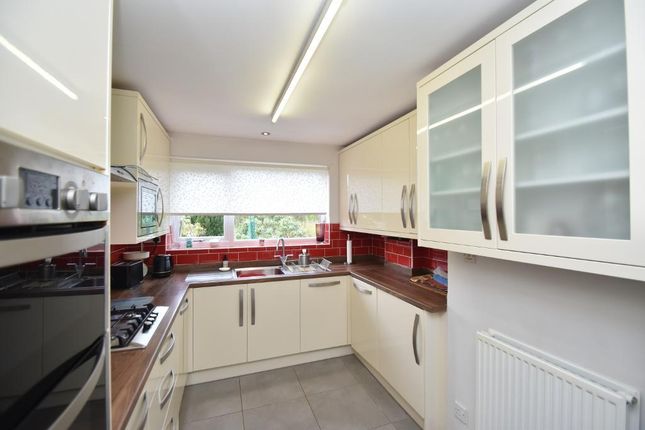 Property for sale in Peathill Avenue, Chryston