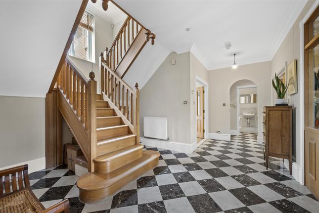 29, Bathgate Road, London photo 4