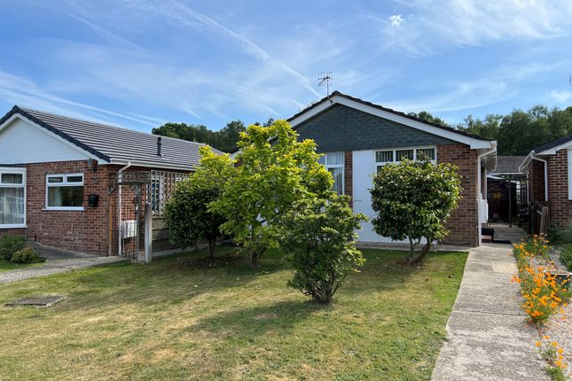 2-bed house on 17, Curlew Walk, Hythe, £269,950