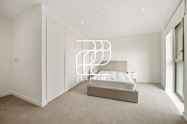 Apartment E74, East Apartments, 1 Ashley Road, London photo 4