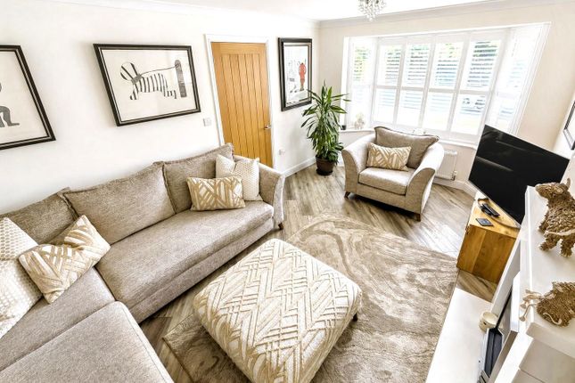 33, Eggleston Drive, Consett photo 3