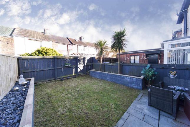 10, Enid Gardens, Hartlepool photo 4