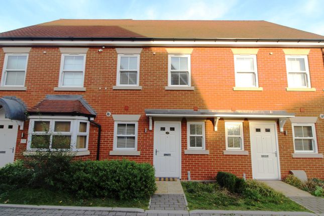Thumbnail Terraced house to rent in Haden Square, Reading