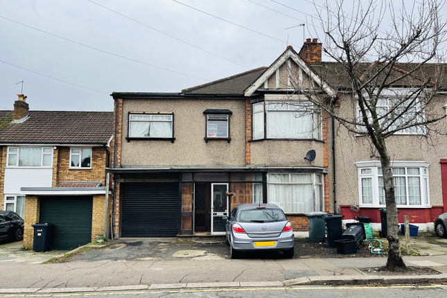 Semi-detached house for sale in Crownfield Avenue, Ilford