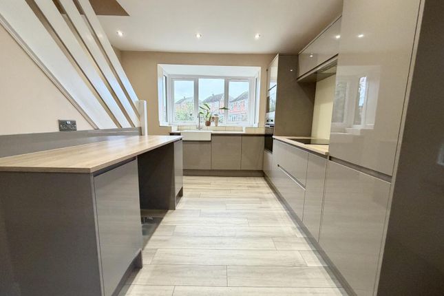 72, Kingsway, Leeds photo 4
