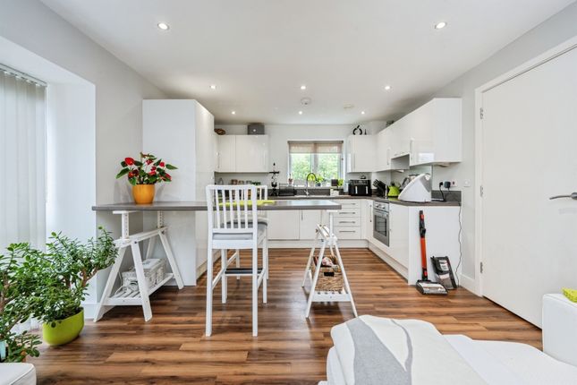 Flat 1, Hampton Place, Richmond Drive, Dunstable photo 4