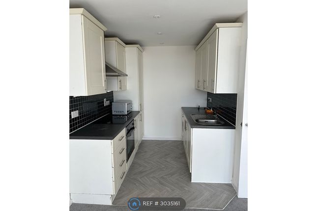 Flat, The Odeon Longbridge Road, Barking photo 2