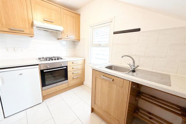 Flat 6, 37, Sedlescombe Road South, St Leonards-On-Sea photo 4