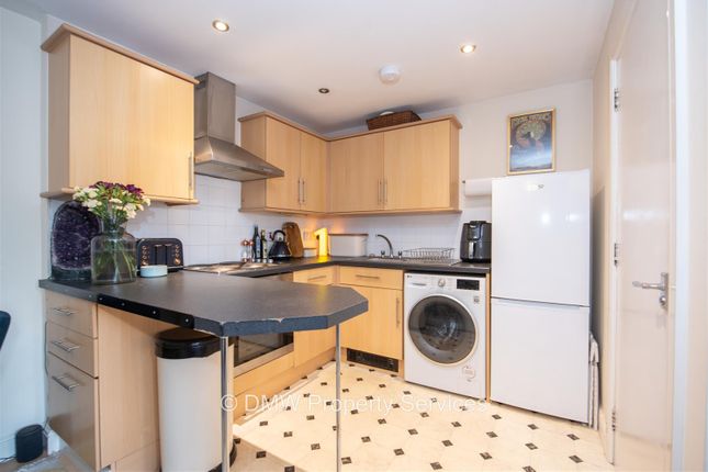 Flat to rent in Mapperley Road, Nottingham