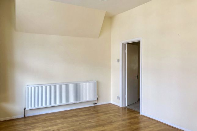 Flat for sale in Endsleigh Road, Merstham, Surrey