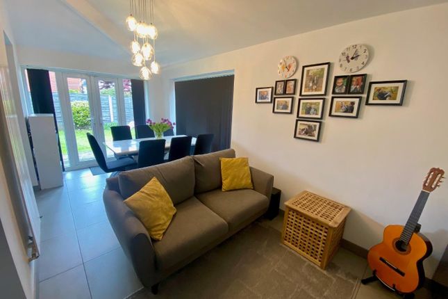 43, Merston Drive, East Didsbury photo 3