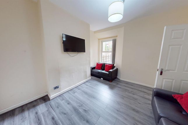 21, Barff Road, Salford photo 4