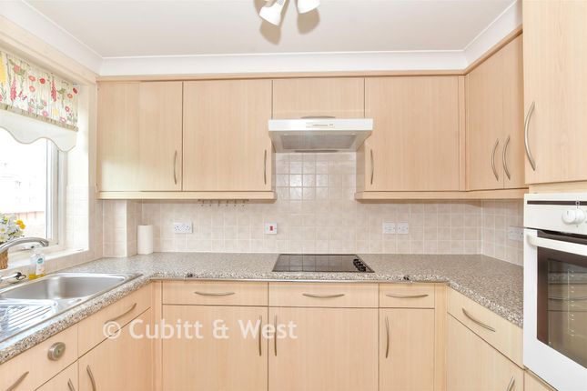 Watermill Court, Springwell, Havant photo 4
