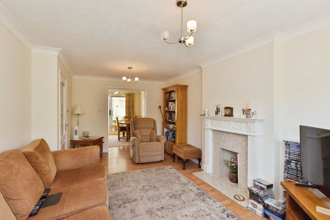 39, Dickens Drive, Milton Keynes photo 4