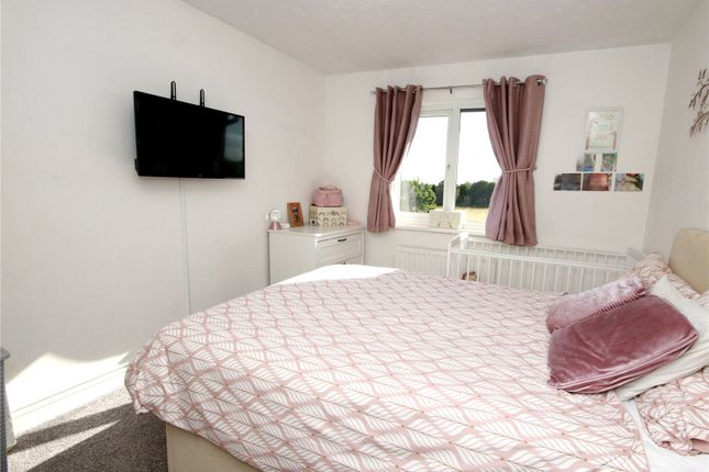 Flat 6, Mallard House, The Moorings, Lydiate photo 4