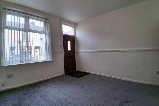 13 Heath Street, Heath Street, Burnley, BB10 3AY, Burnley photo 2