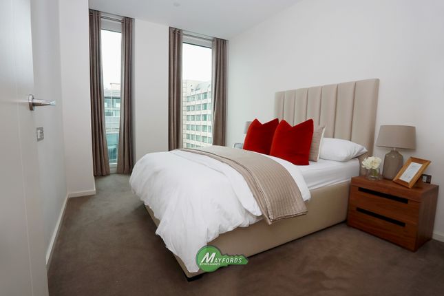 Flat to rent in 55, Upper Ground, South Bank Tower, London, London