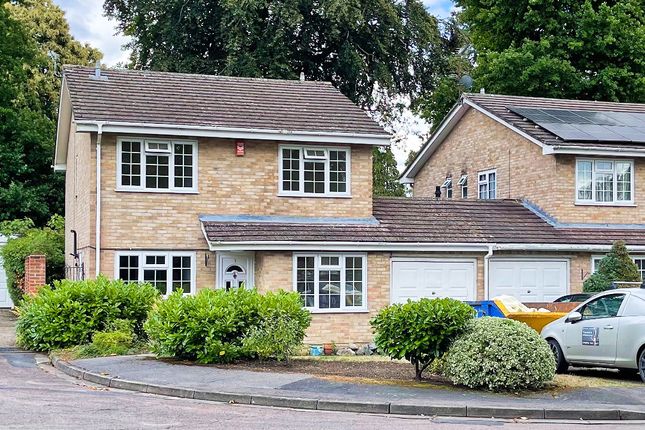 Thumbnail Detached house to rent in Cambrian Close, Camberley
