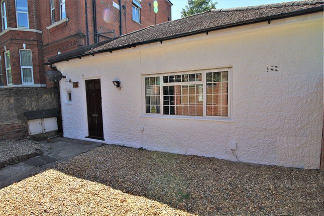 Thumbnail Detached house to rent in Fordwych Road, London