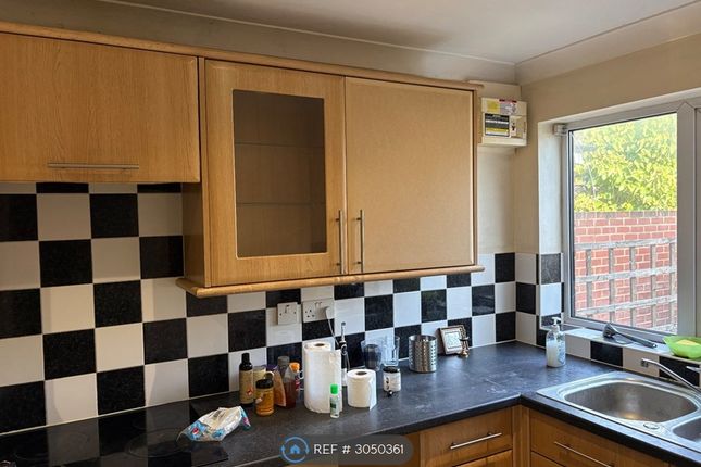 A Alexandra Road, Southampton photo 3