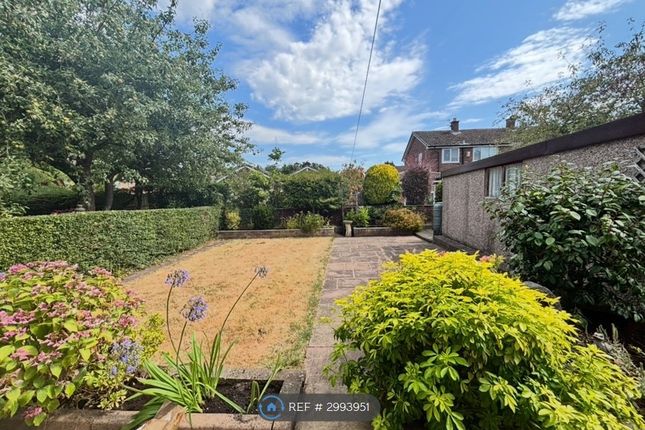 Meadow Lane, Fearnhead, Warrington photo 2