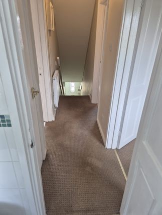 65 Selby Close, Birmingham photo 5