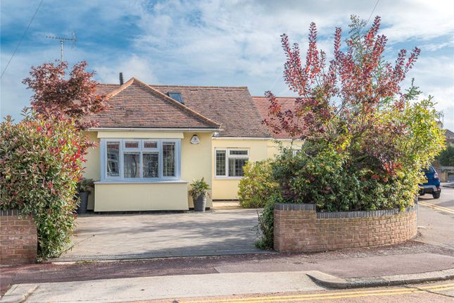 Bungalow for sale in Hampton Gardens, Southend-On-Sea, Essex SS2