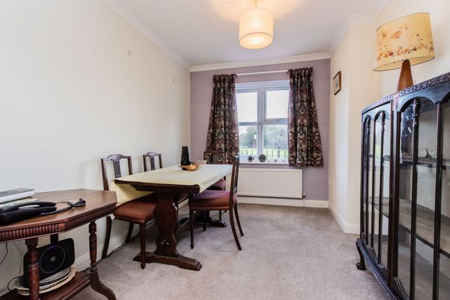 26, Rectory Fields, Cranbrook photo 4