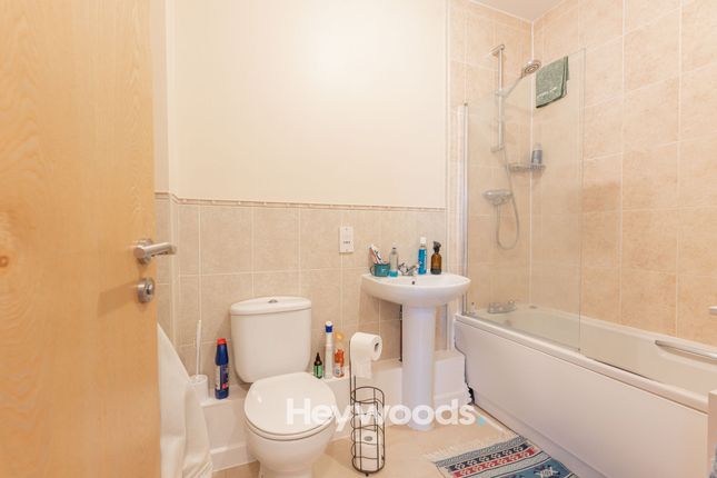 Flat 24, Stamer House, Stoke-On-Trent photo 4