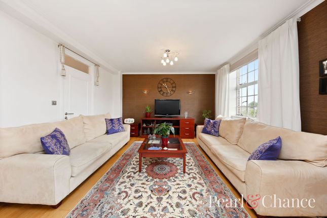 Thumbnail Flat to rent in Ashley Court, Frognal Lane