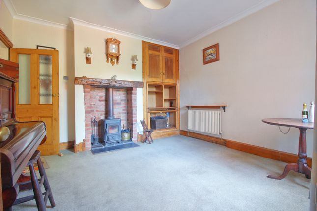 47, Leighton Road, Uttoxeter photo 4
