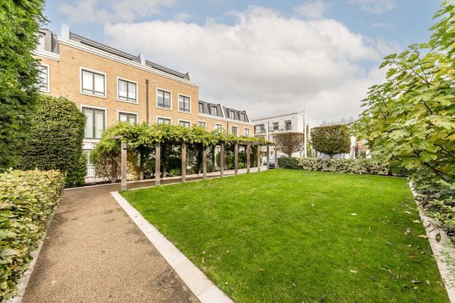 Terraced house to rent in Rainsborough Square, London