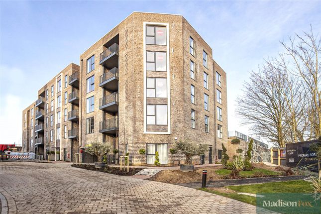 1-bed flat on Academy Way, Essex, £1,700/mo