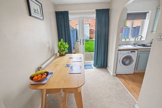 18, Cornstone Fold, West Yorkshire photo 3
