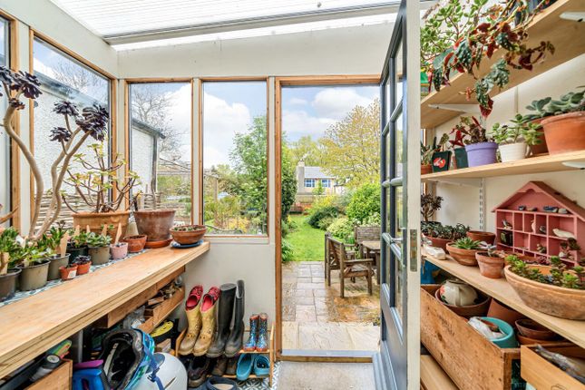 Terraced house for sale in Lechlade Road, Faringdon, Oxfordshire