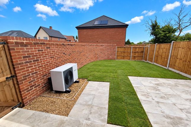 St. Blida Drive, Great Yarmouth photo 3